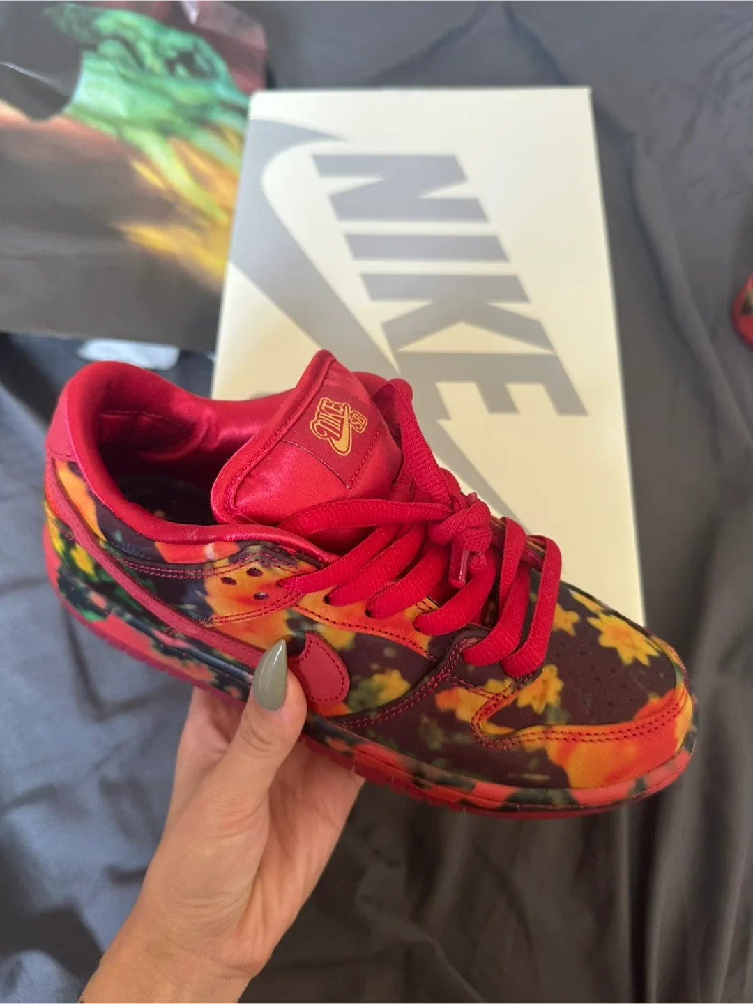 Nike SB Dunk Low Pro “Wizard of Oz” thumbnail