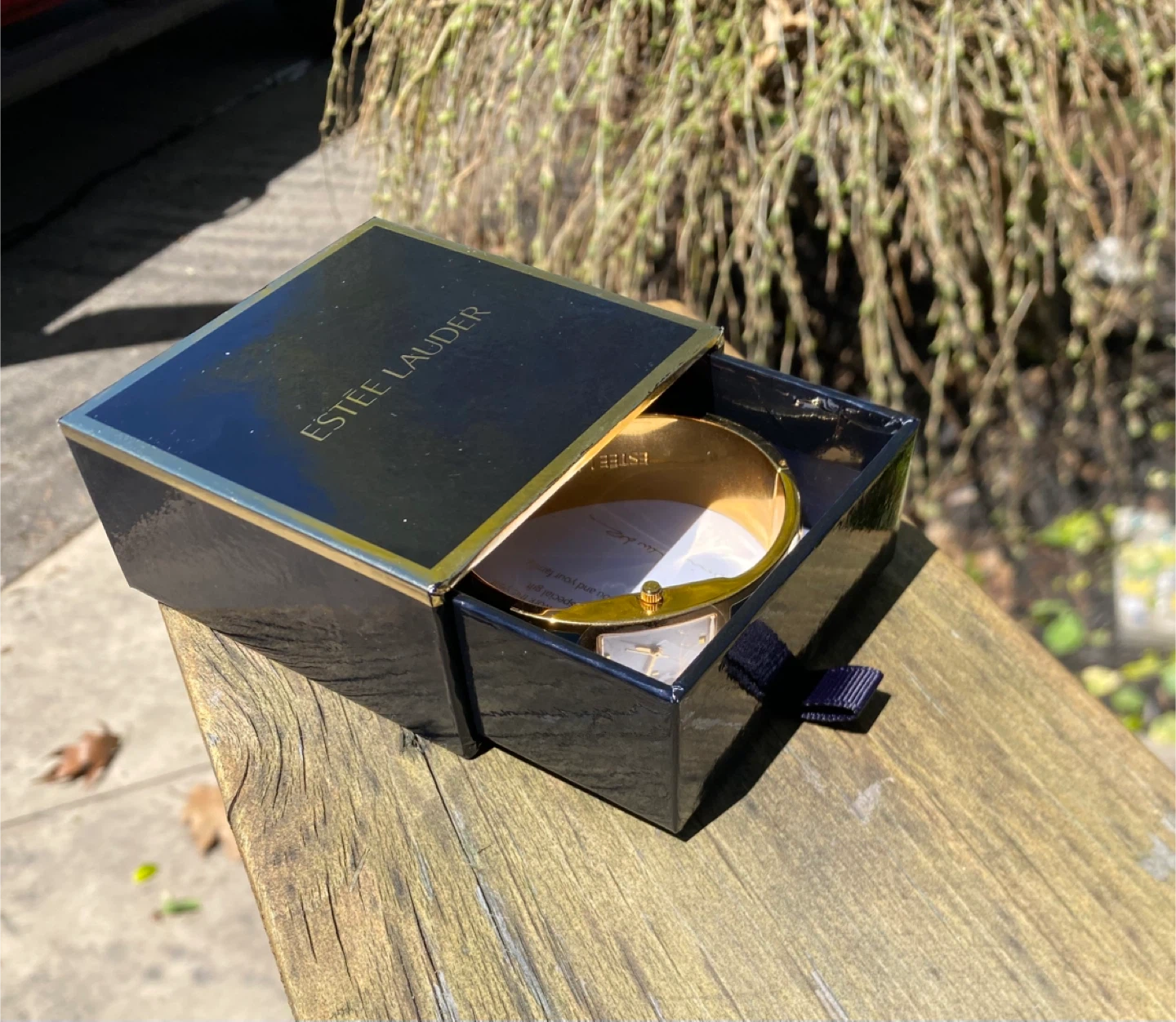 Estée Lauder Bangle Watch - Navy & Gold - photo 2