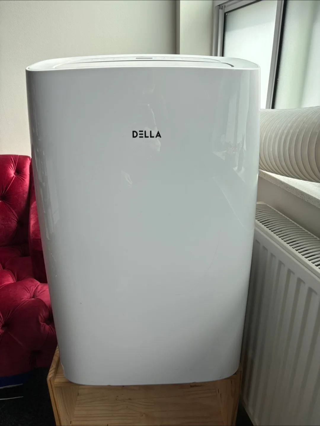 DELLA Portable Air Conditioner - White thumbnail