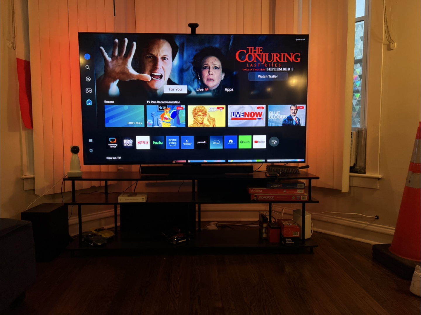 75” Samsung QLED 4K w/ tv stand & sound bar! - photo 2