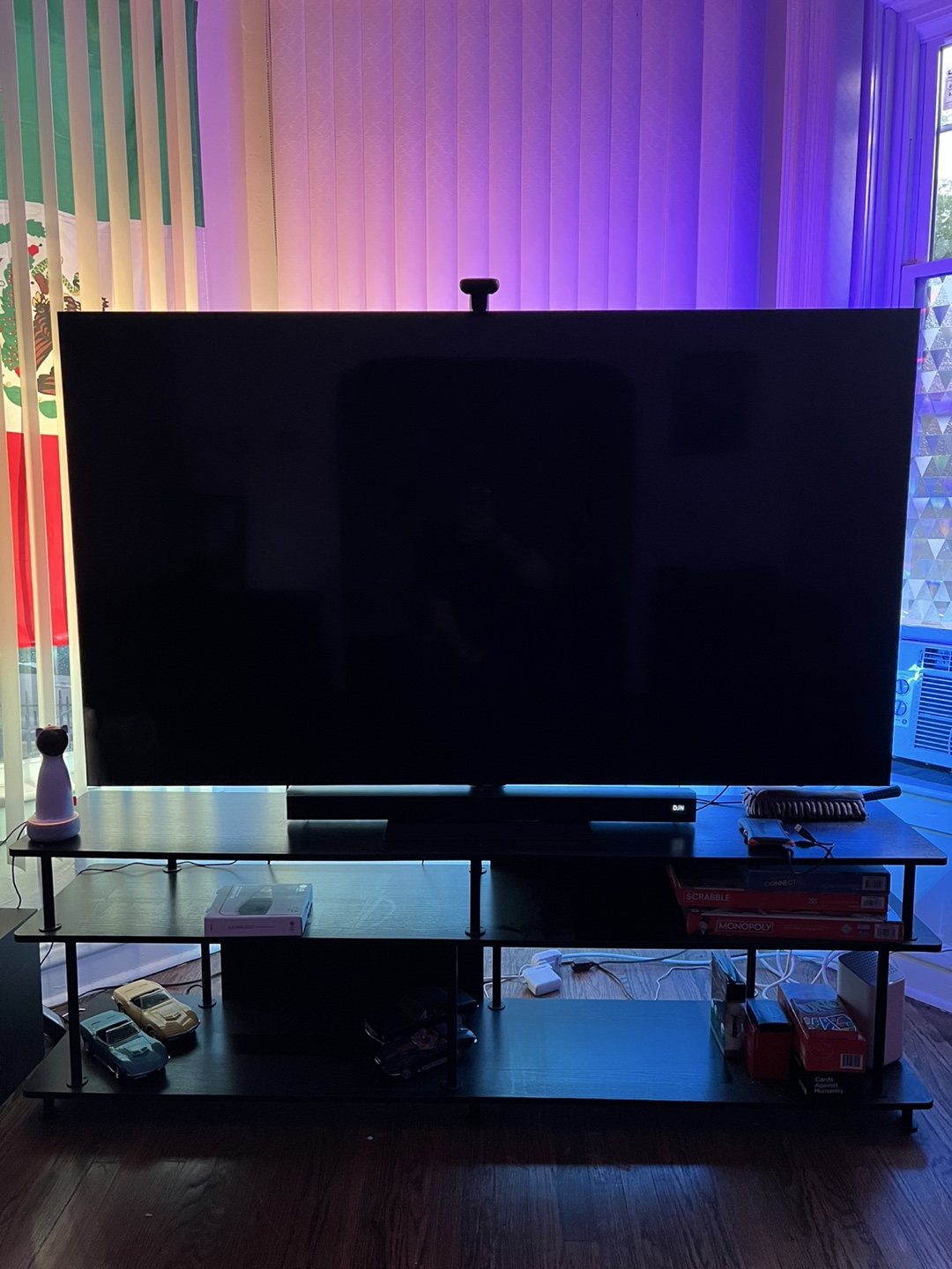 75” Samsung QLED 4K w/ tv stand & sound bar!