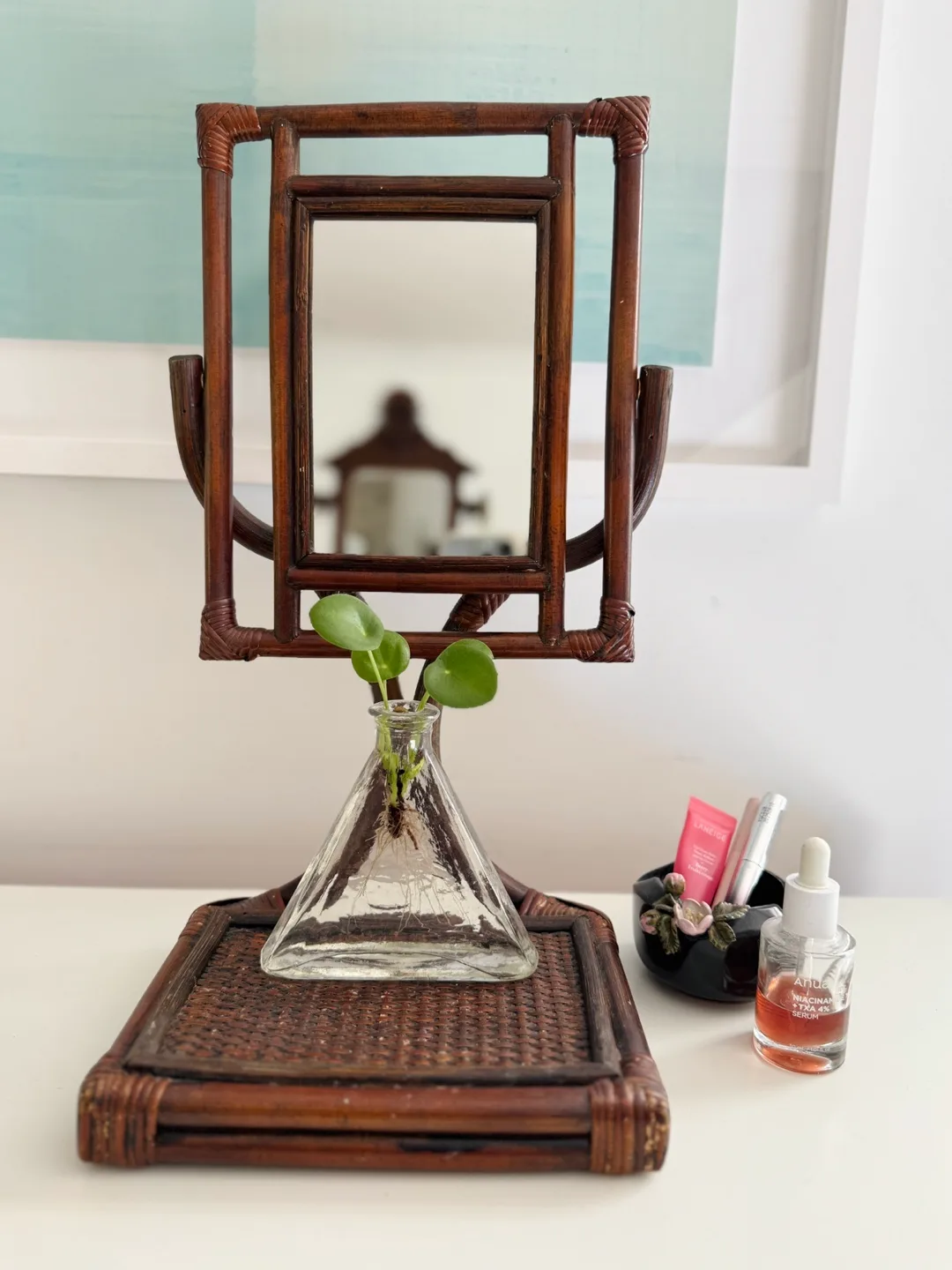 Vintage Rattan Vanity Mirror image indicator(8)