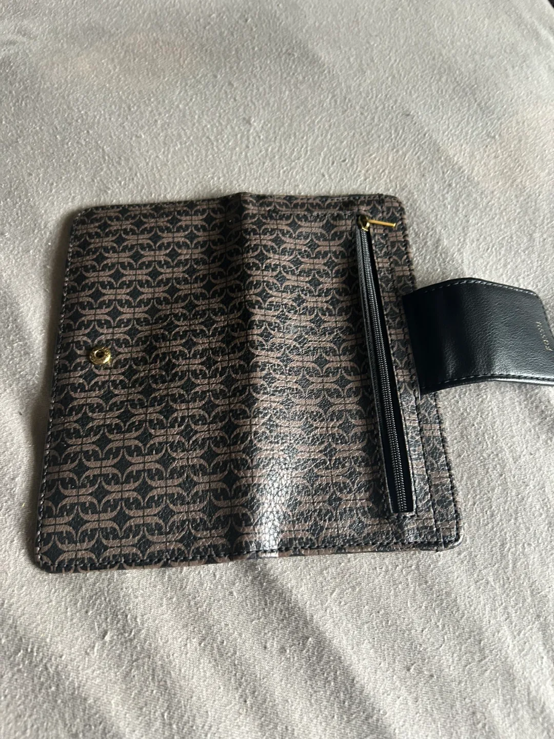 Fossil women’s wallet🥕 image indicator(4)