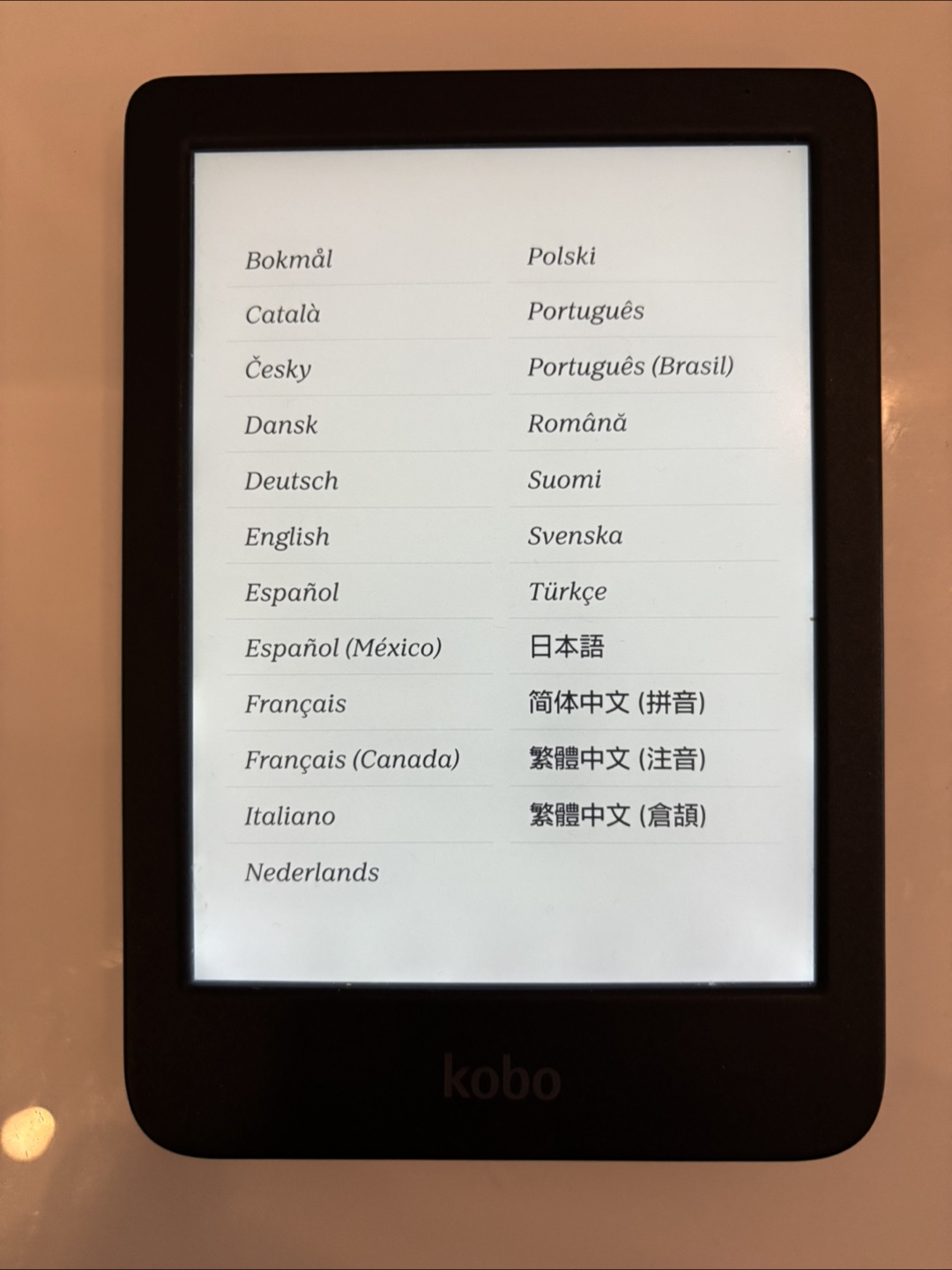Kobo Clara BW eReader - photo 2
