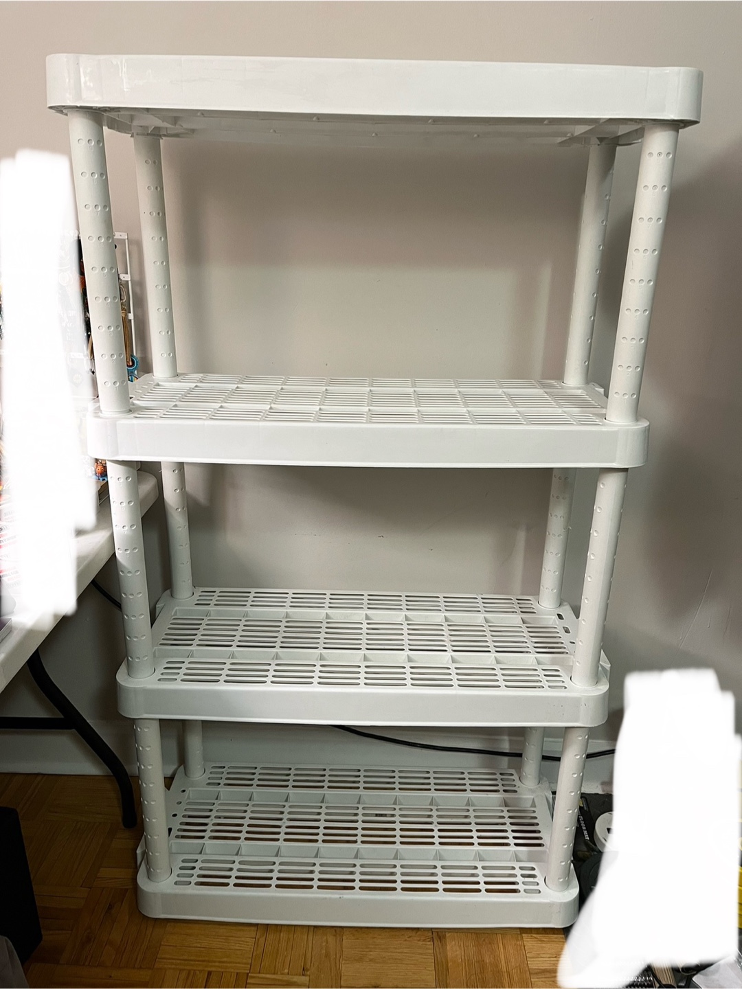 White Plastic 4-Tier Shelf Unit
