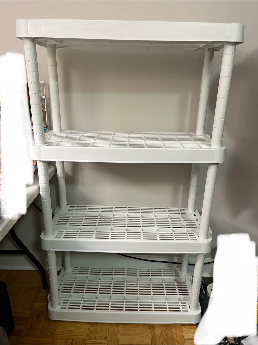 White Plastic 4-Tier Shelf Unit thumbnail