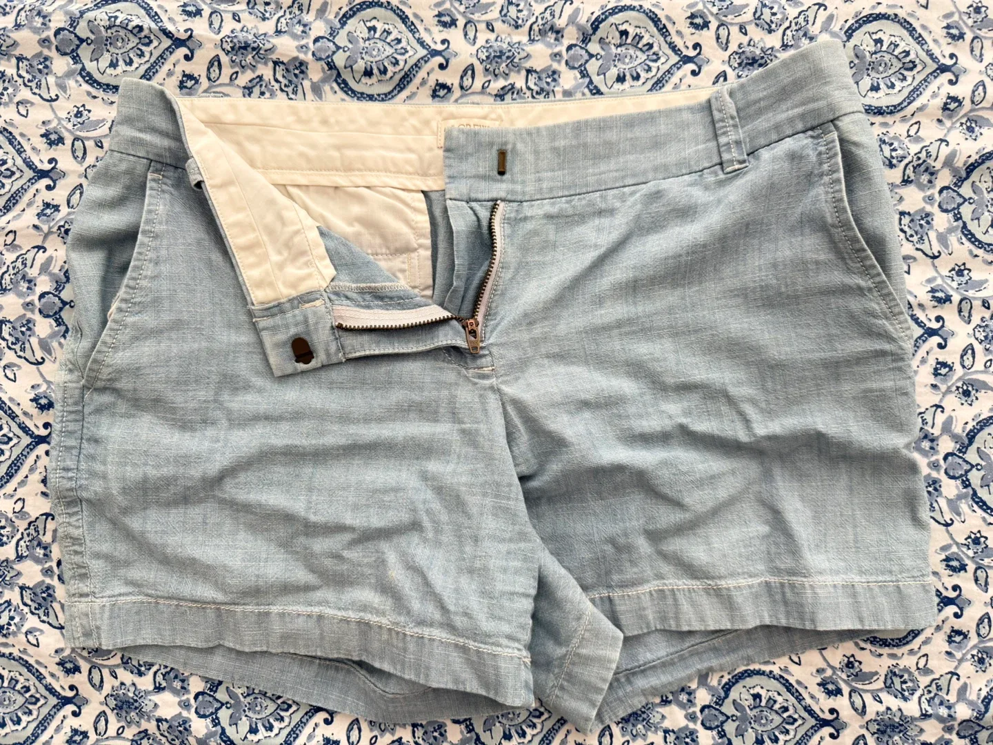 J.Crew Women's Shorts - Size 6 thumbnail
