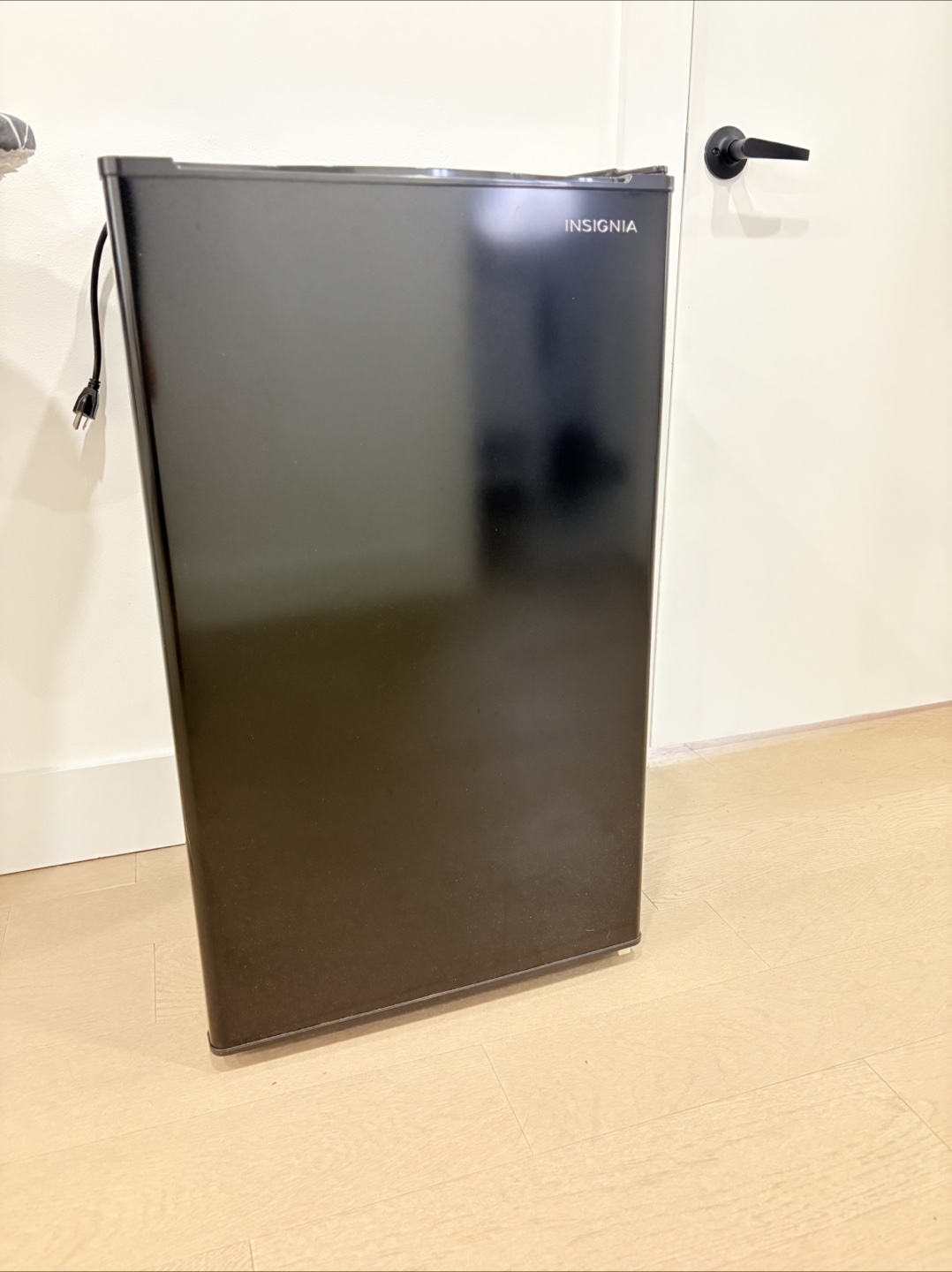 Insignia Mini Fridge - Black
