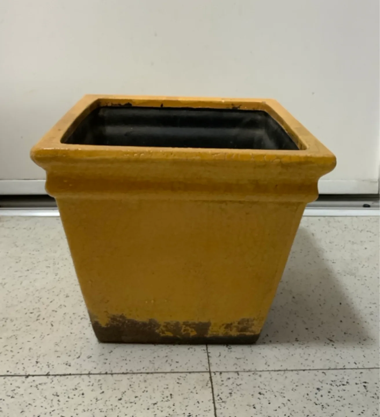 Yellow Square Planter Pot 🥕 thumbnail