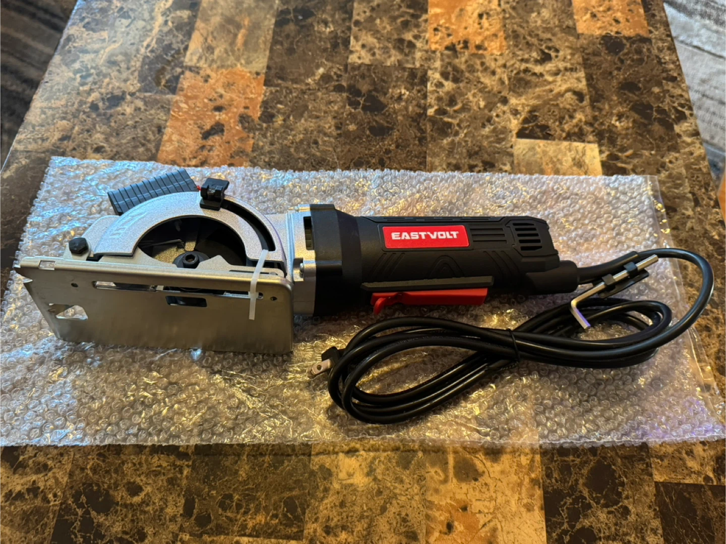 EASTVOLT EVEMC002D Mini Circular Saw w/ Blades - photo 4