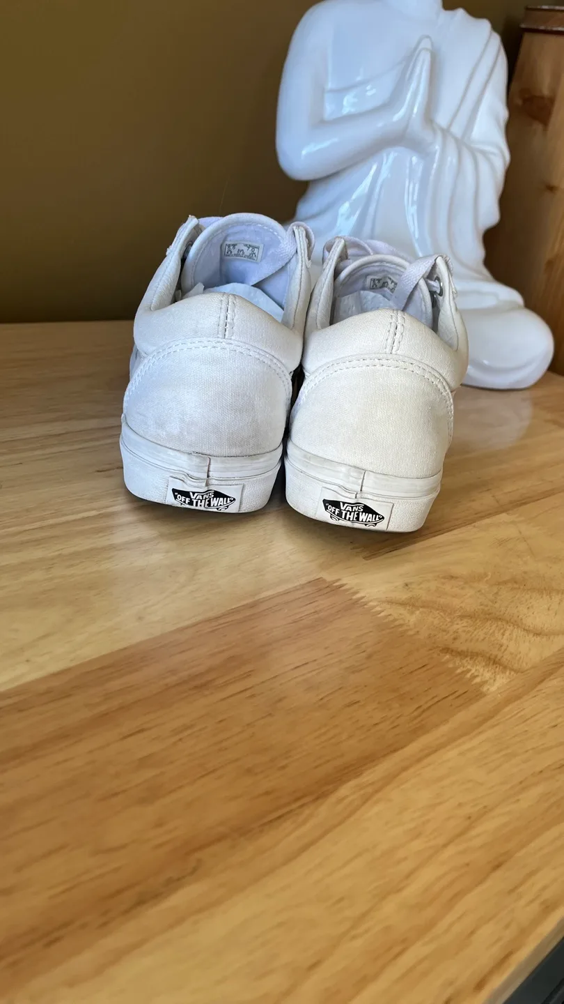 Vans Old Skool White Sneakers - US Women's 7 image indicator(3)