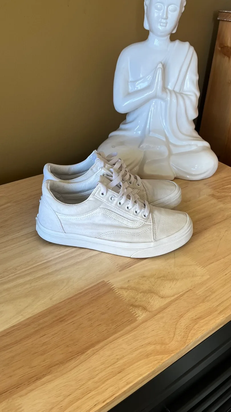 Vans Old Skool White Sneakers - US Women's 7 image indicator(2)