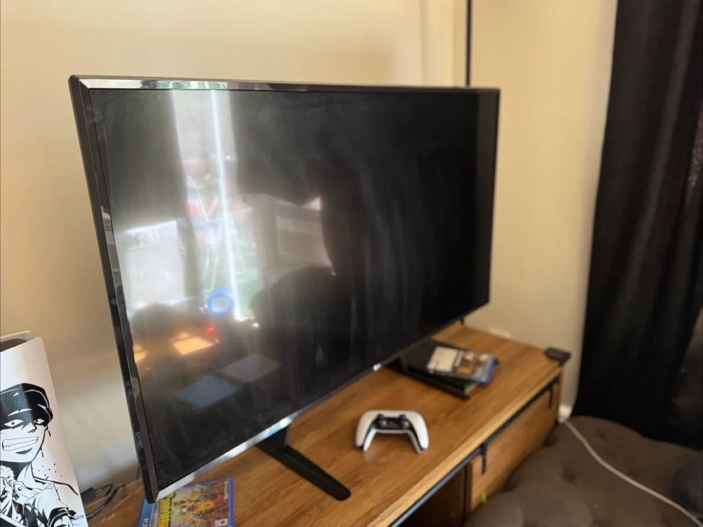 LG 49UJ6300 49" 4K UHD Smart TV thumbnail