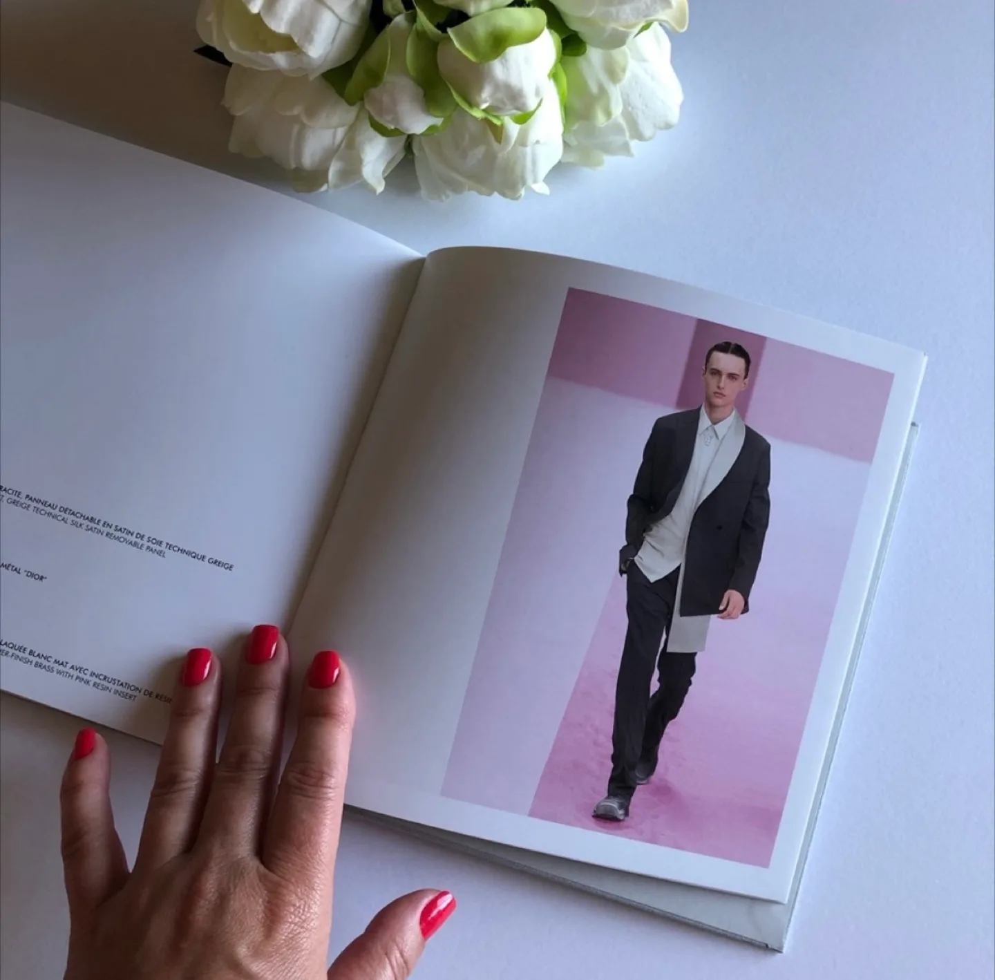 DIOR Catalog "Summer 2020 Men's Collection" Fashion Lookbook image indicator(6)