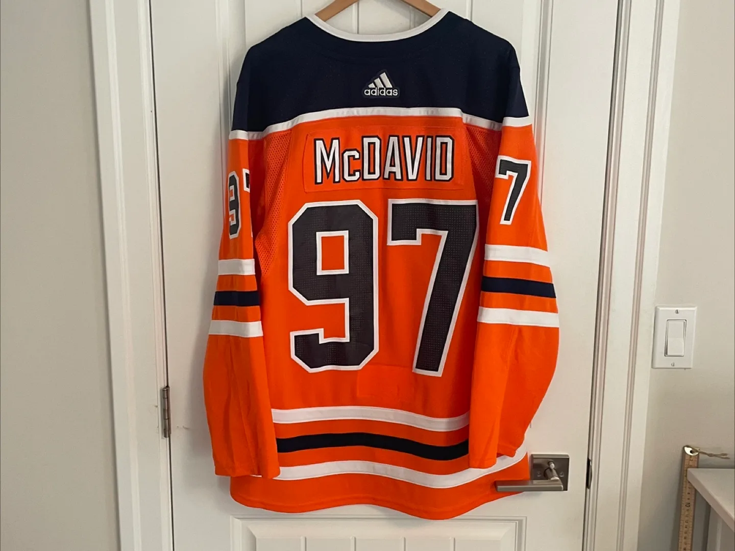 Authentic Adidas Edmonton Oilers Connor McDavid Jersey 50 thumbnail