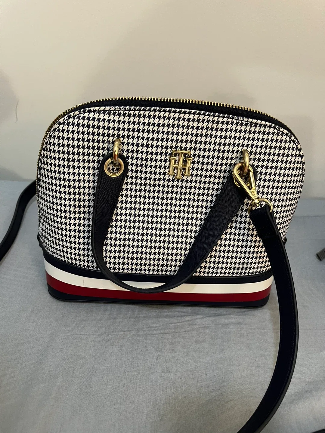 Tommy Hilfiger Houndstooth Dome Satchel
