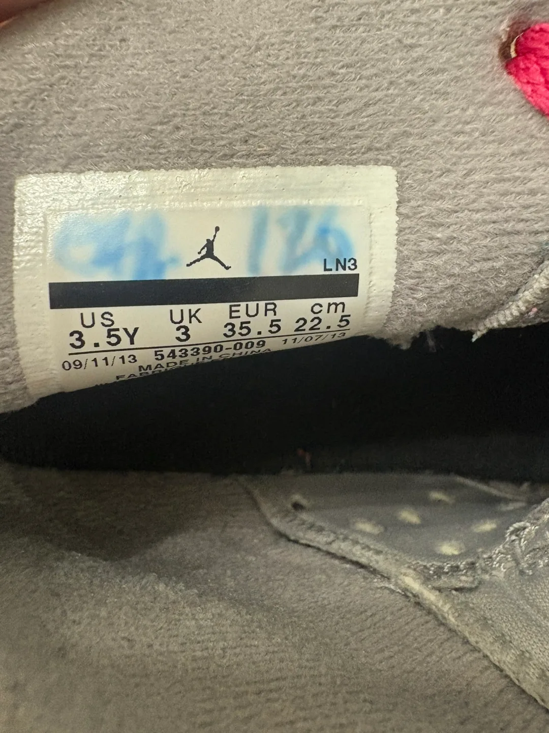 Kids shoes image indicator(5)