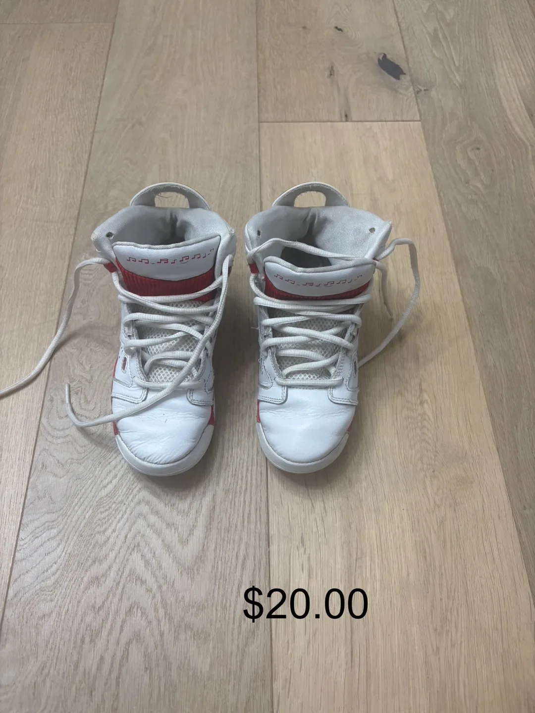 Kids shoes image indicator(3)