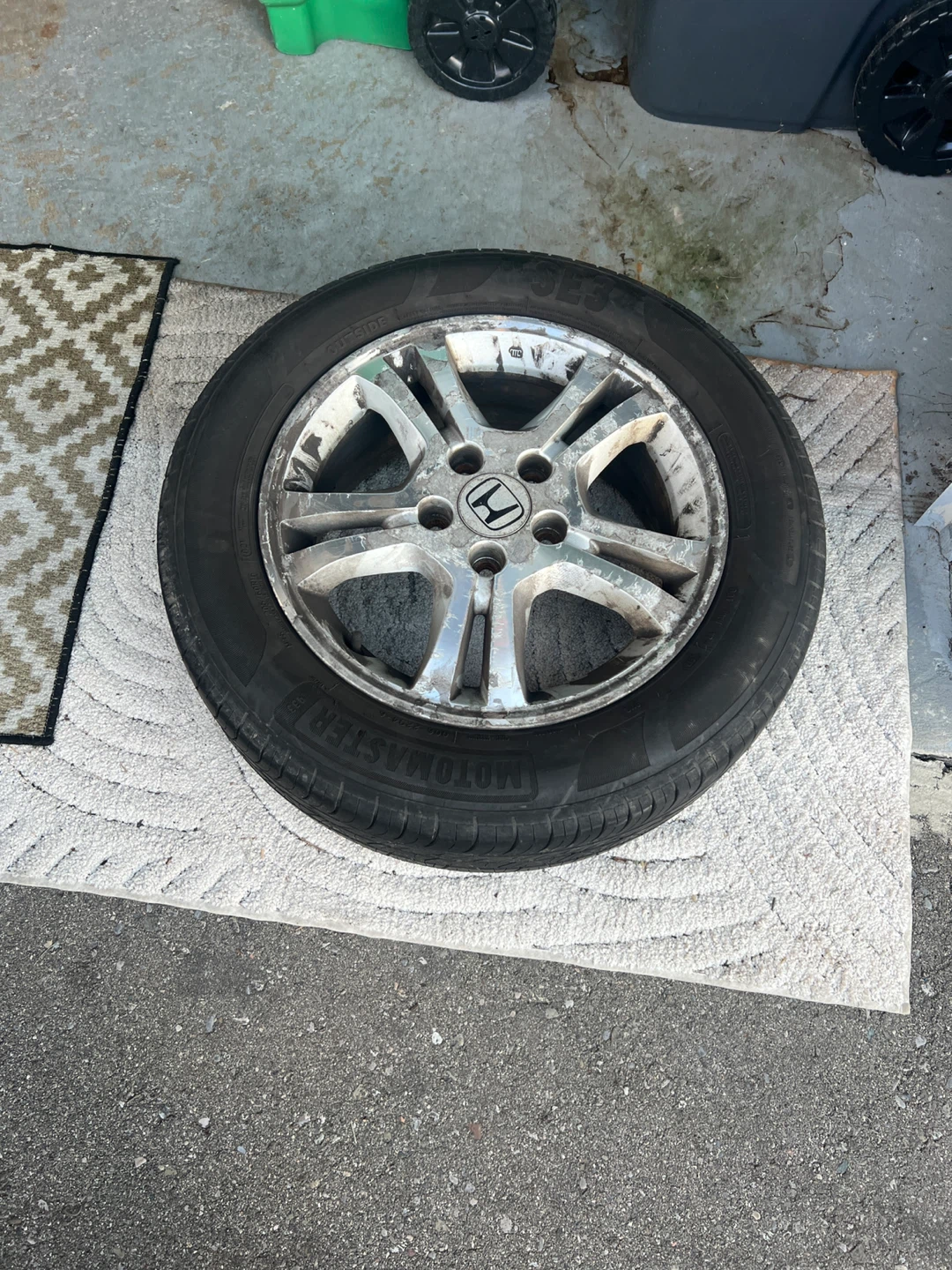 Selling 16” alloy wheel summer tires 215/60/r16 or 205/60/r16 - photo 2