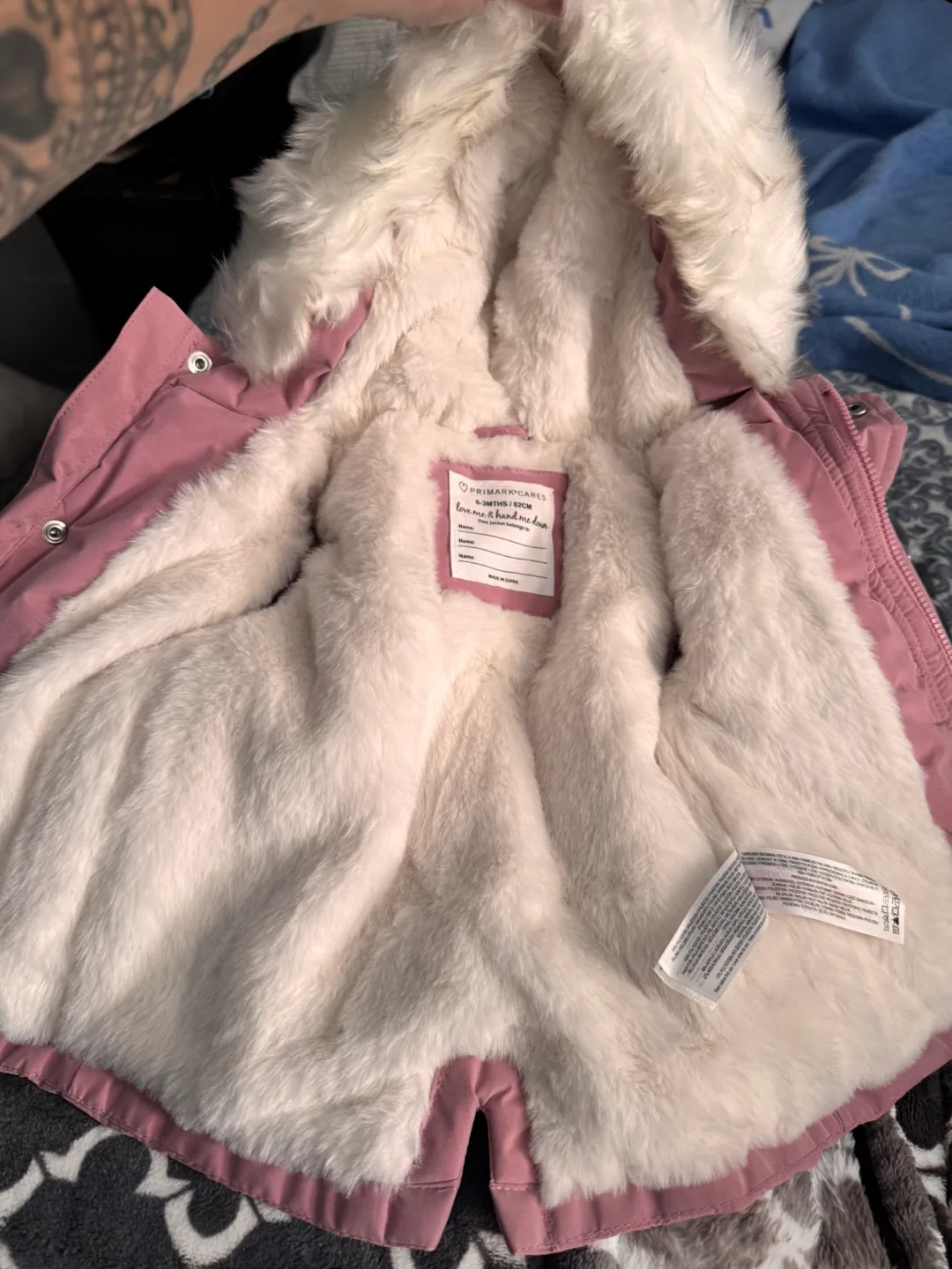Primark Rose Pink Winter Coat size 0-3 months image indicator(2)