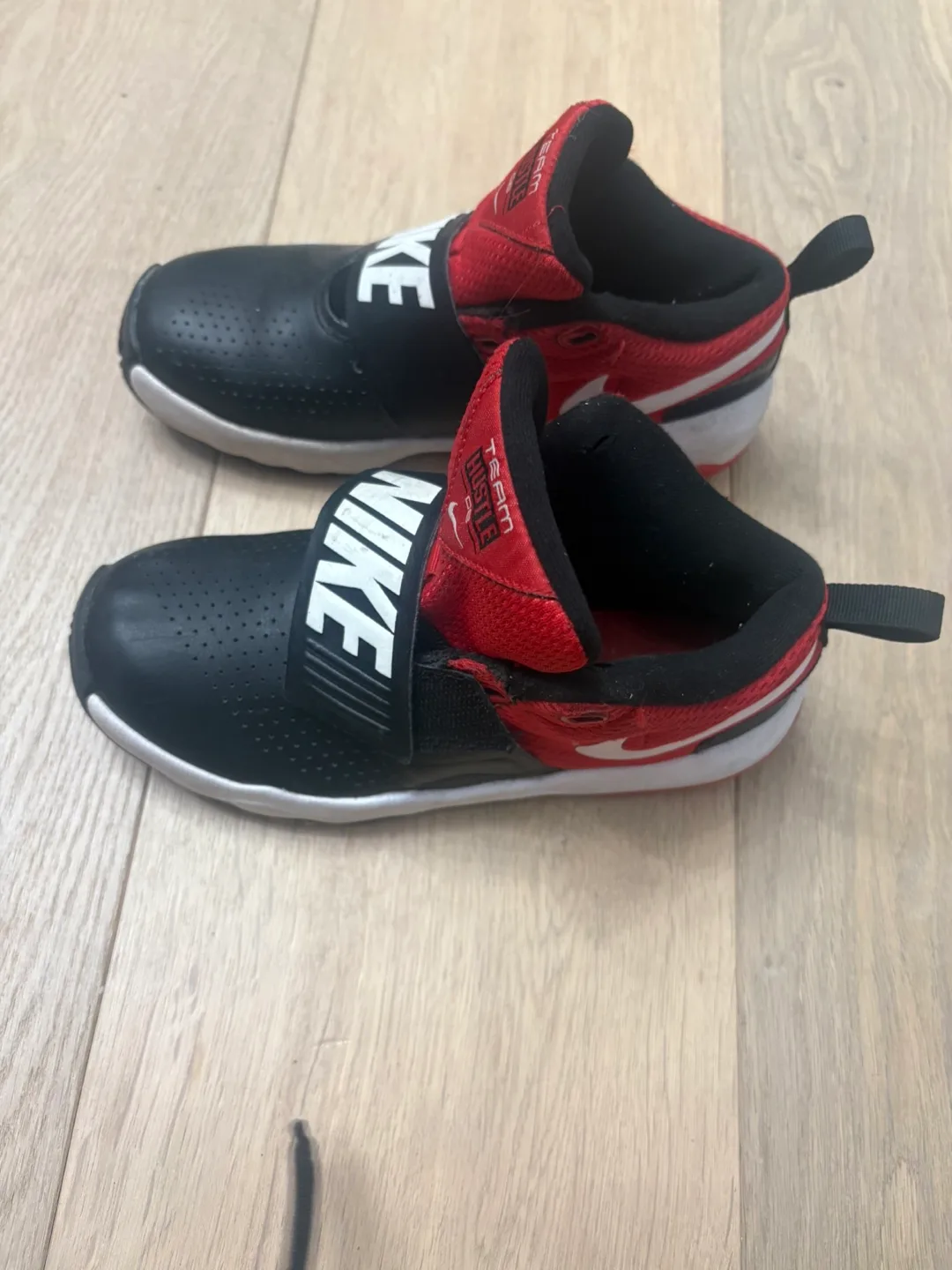 Kids shoes youth image indicator(5)