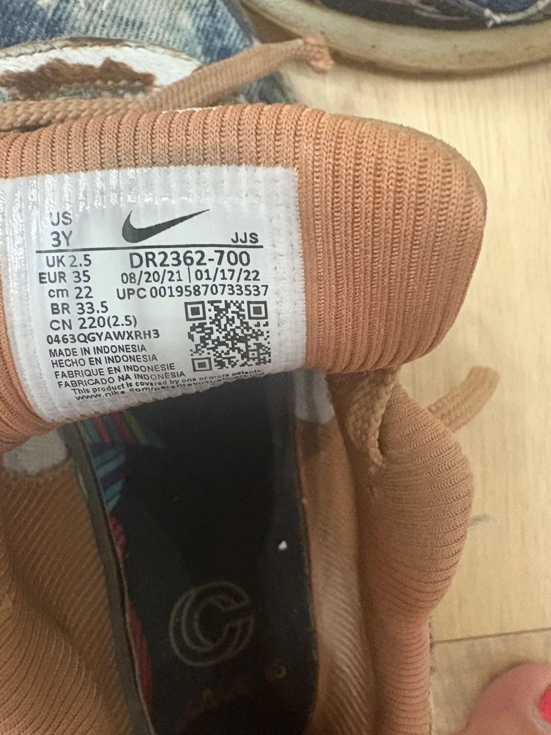 Kids shoes youth image indicator(3)