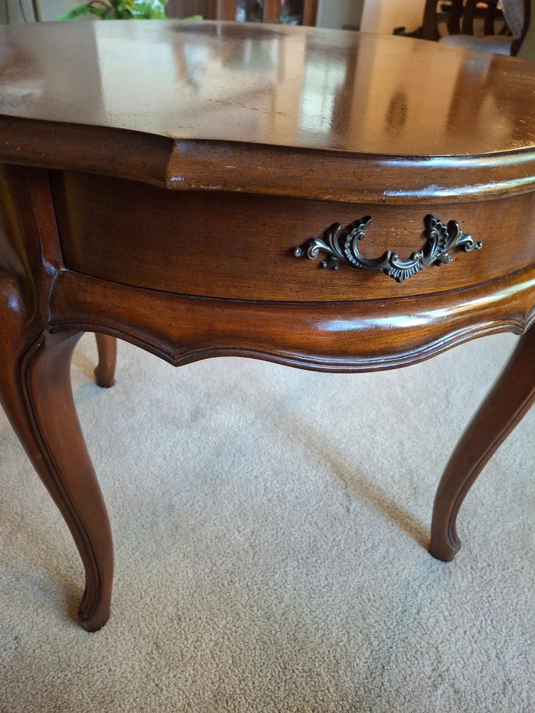 Antique round wood table image indicator(5)