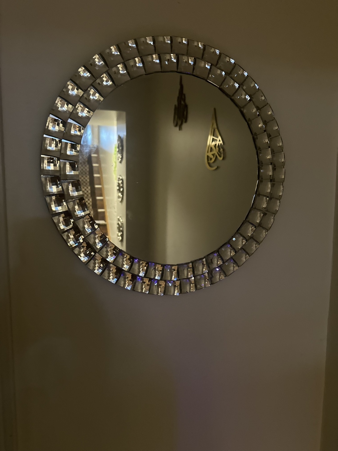 Round Crystal Accent Wall Mirror