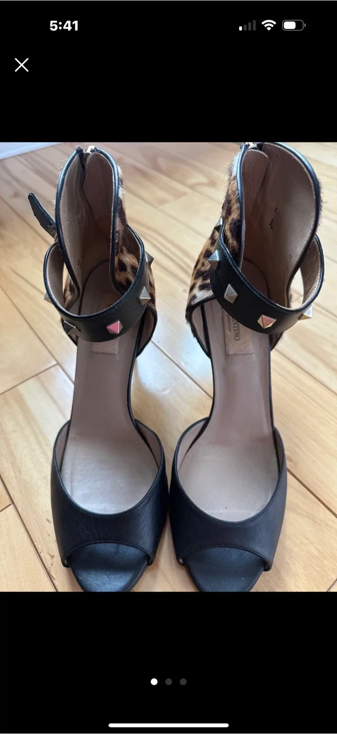 Valentino Garavani Leopard Heels Size 39 thumbnail