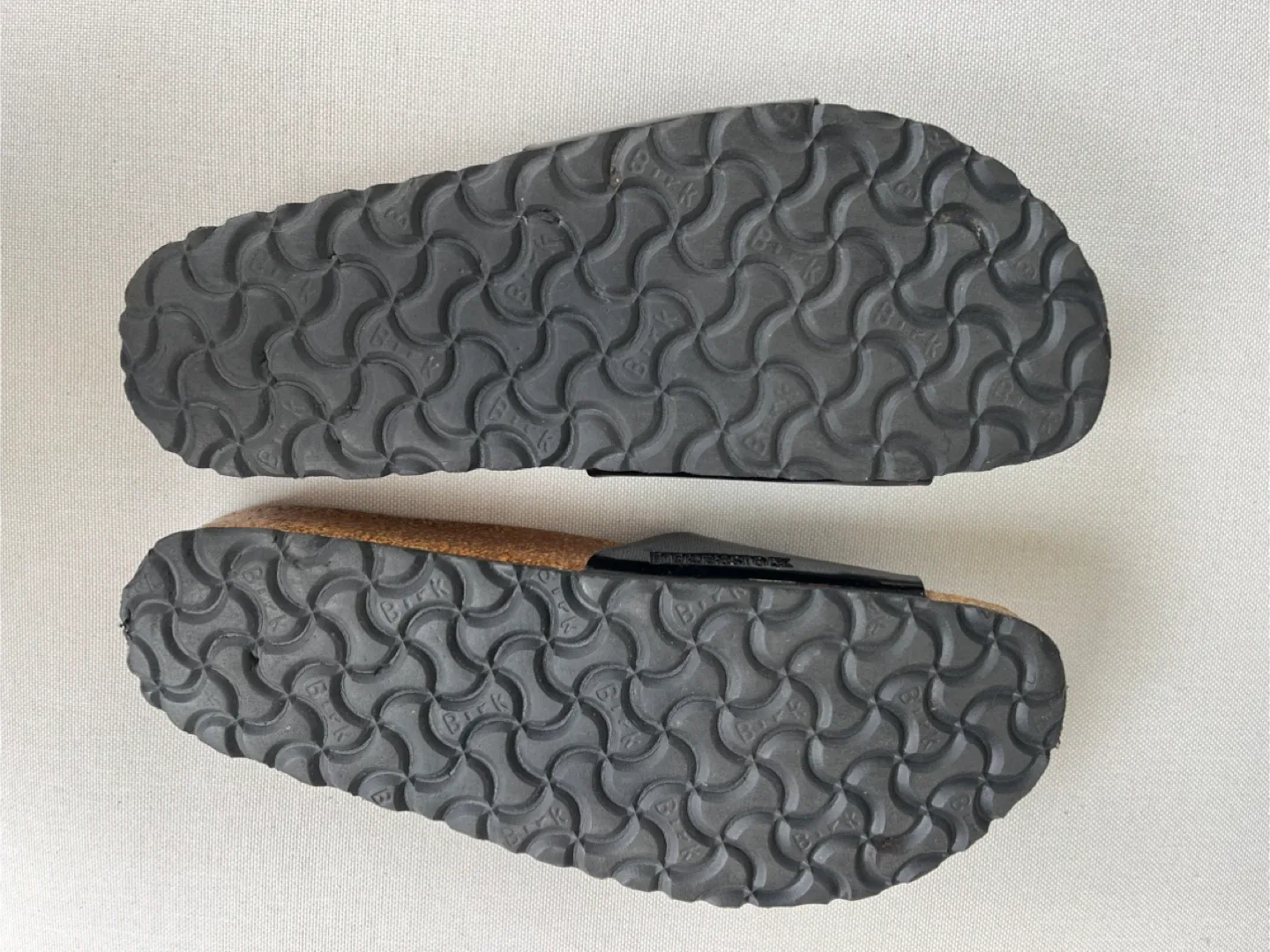 Birkenstock Germany Black Patent Leather Sandals Size 40 (US 9) image indicator(6)