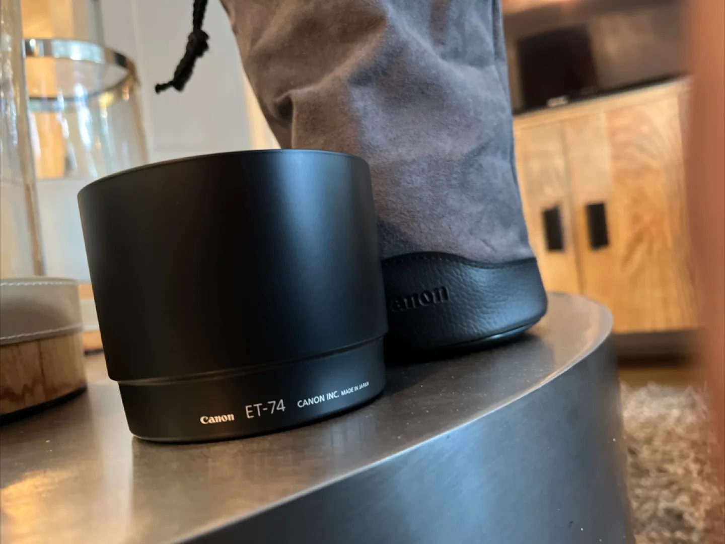 Canon ET-74 Lens Hood thumbnail