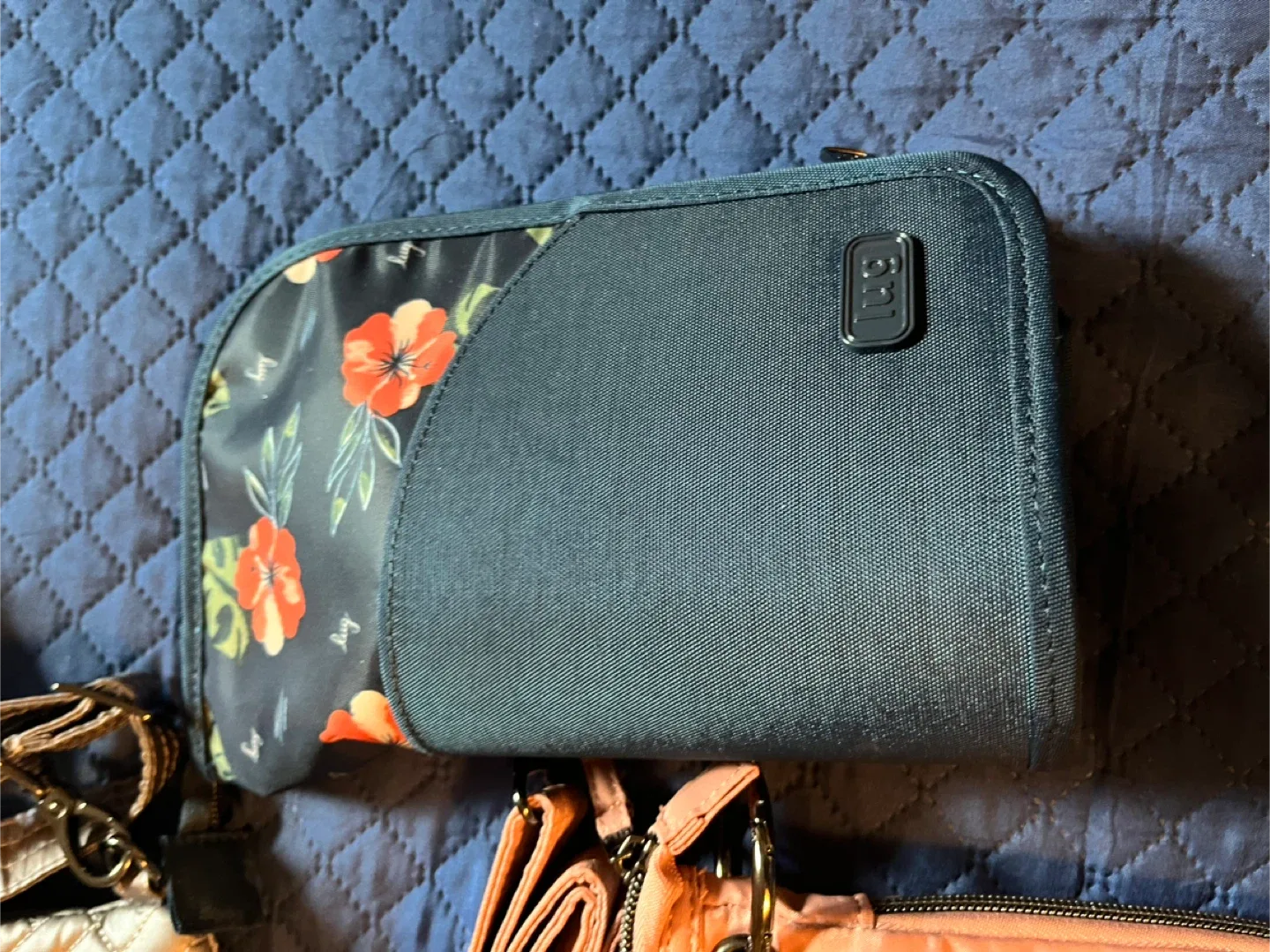 ** LUG *** Brand new w/tags Lug bag ONLY PINK LEFT $35 image indicator(4)