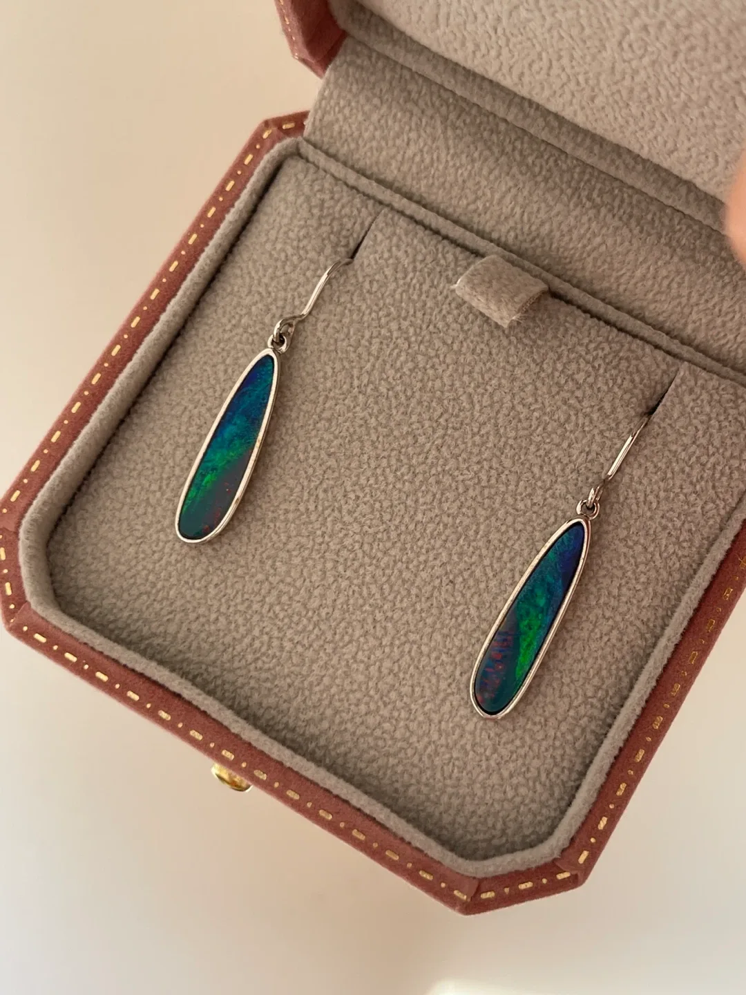 925 Silver Opal Drop Earrings image indicator(3)