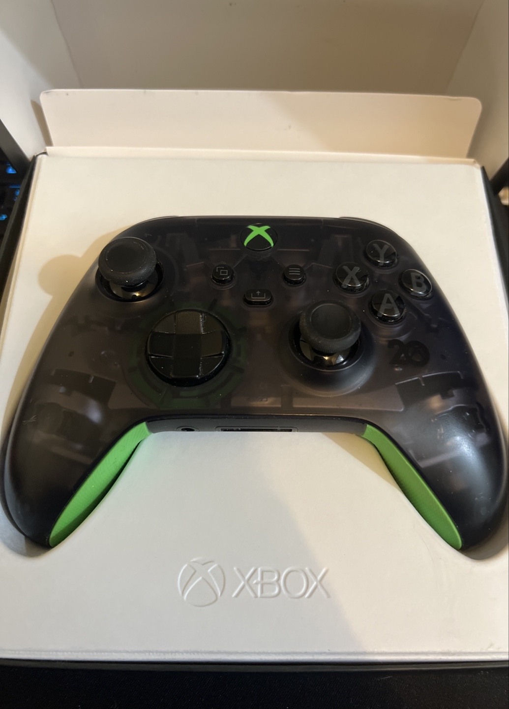 Xbox 20 year anniversary controller (Used) - photo 2