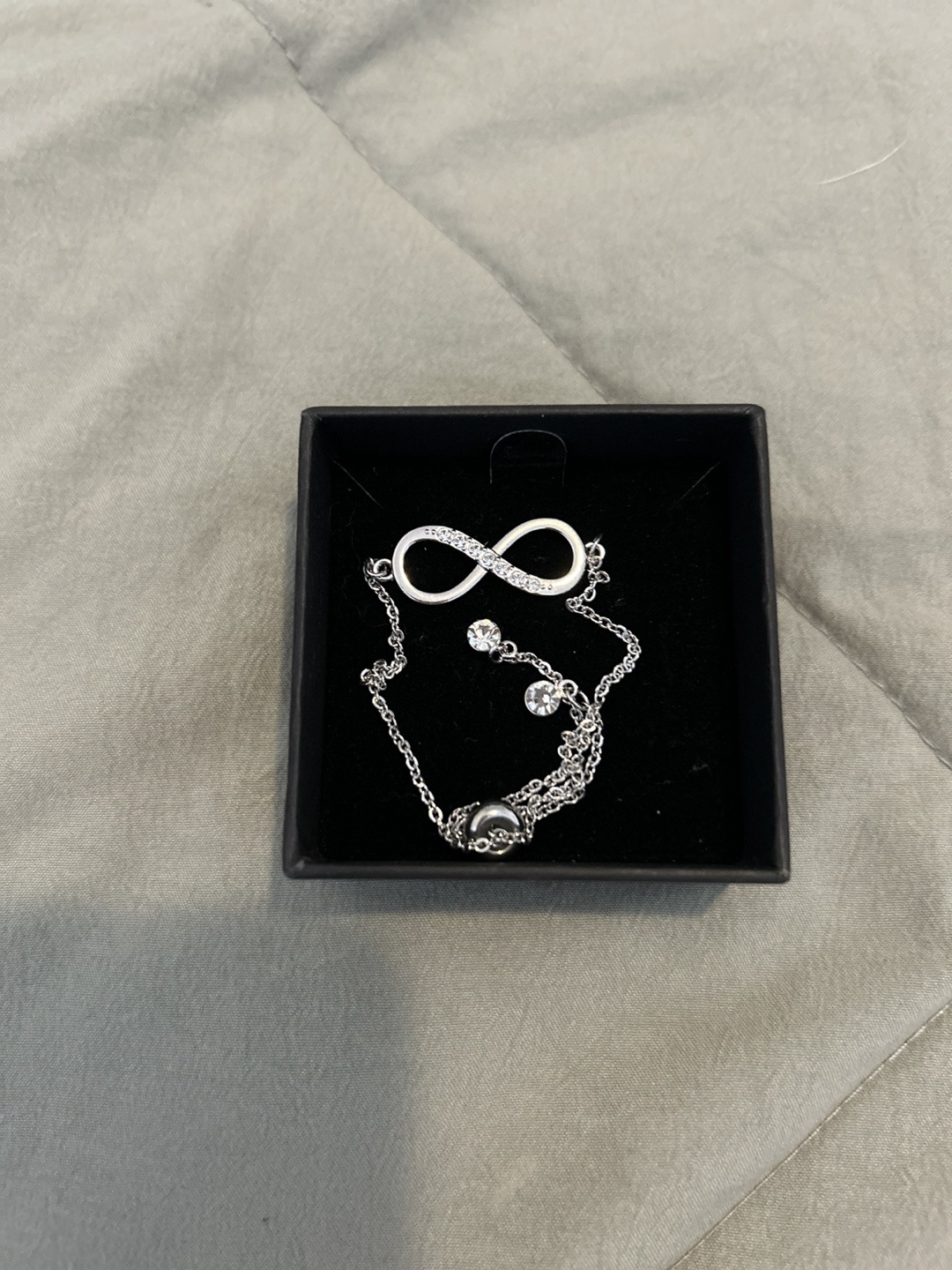 Silver Bracelet with crystals