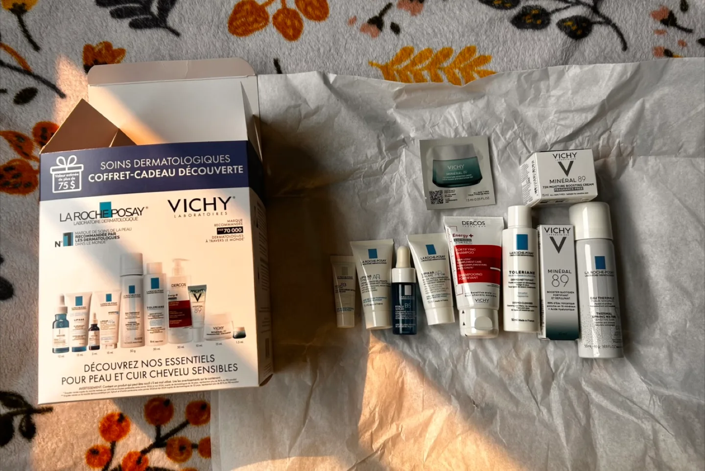 La Roche-Posay & Vichy Skincare Discovery Gift Set thumbnail