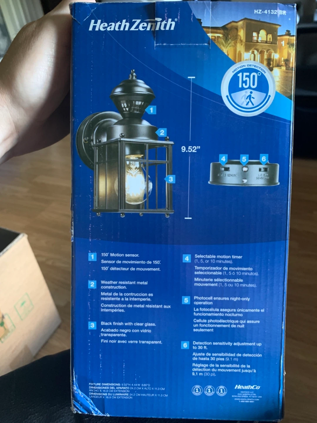 Heath zenith motion activated outdoor light fixture. - photo 4
