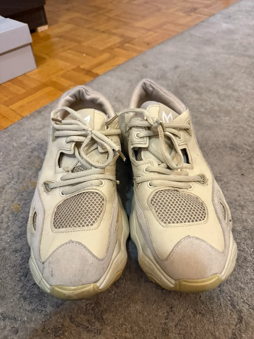 Hugo Boss Cream Sneaker