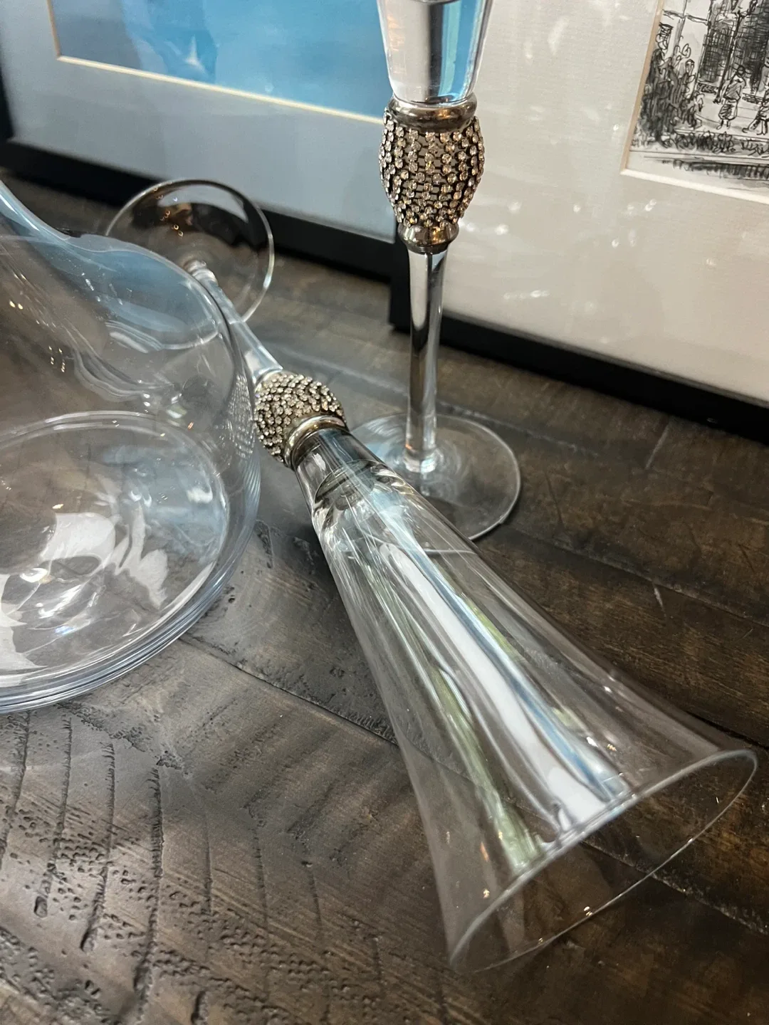 Jewelled Decanter Set image indicator(3)