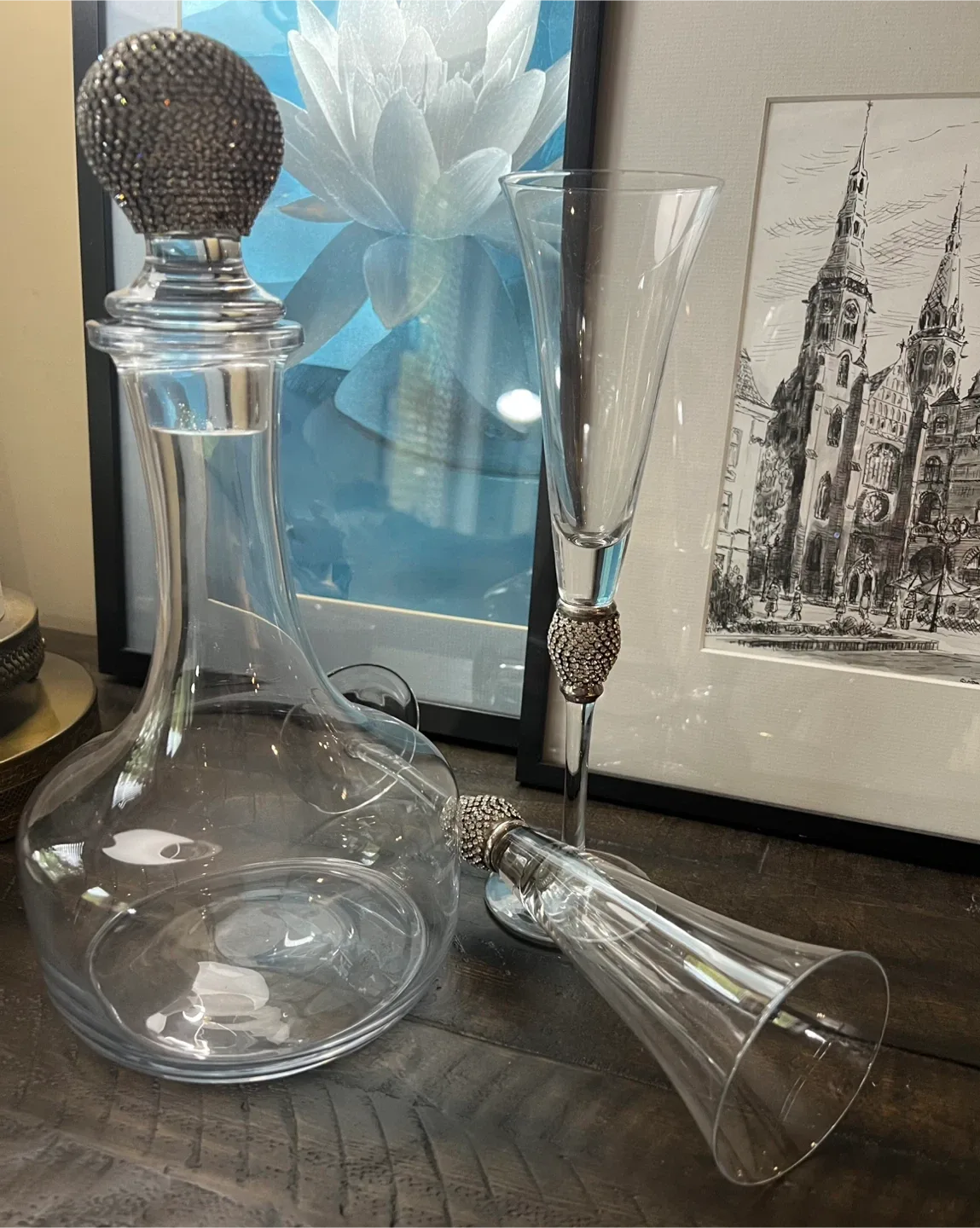 Jewelled Decanter Set image indicator(2)