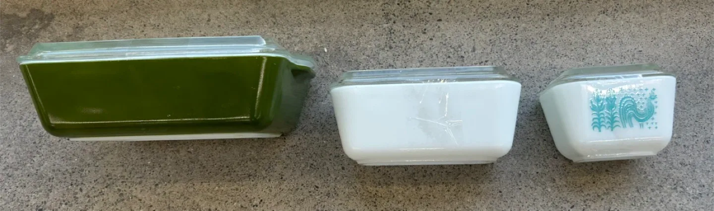 Vintage Pyrex Glass Bakeware Set thumbnail