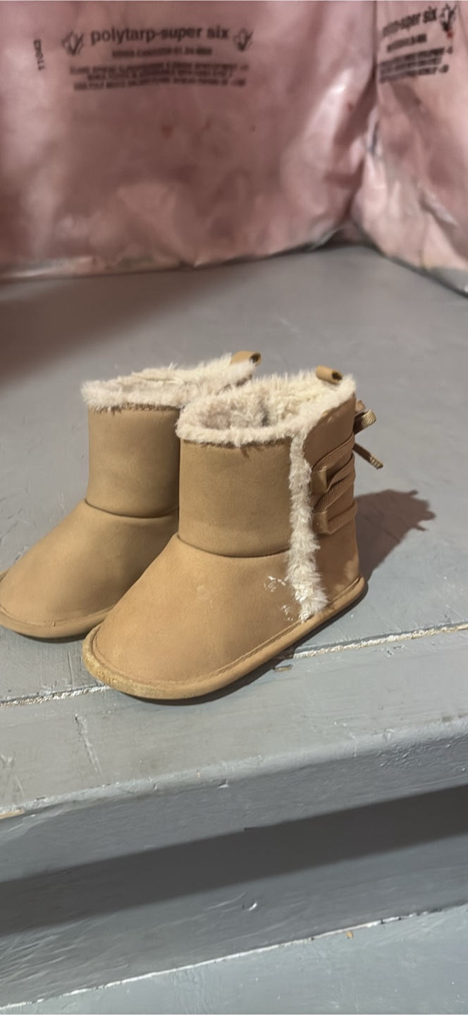 6-12 month boots - photo 2