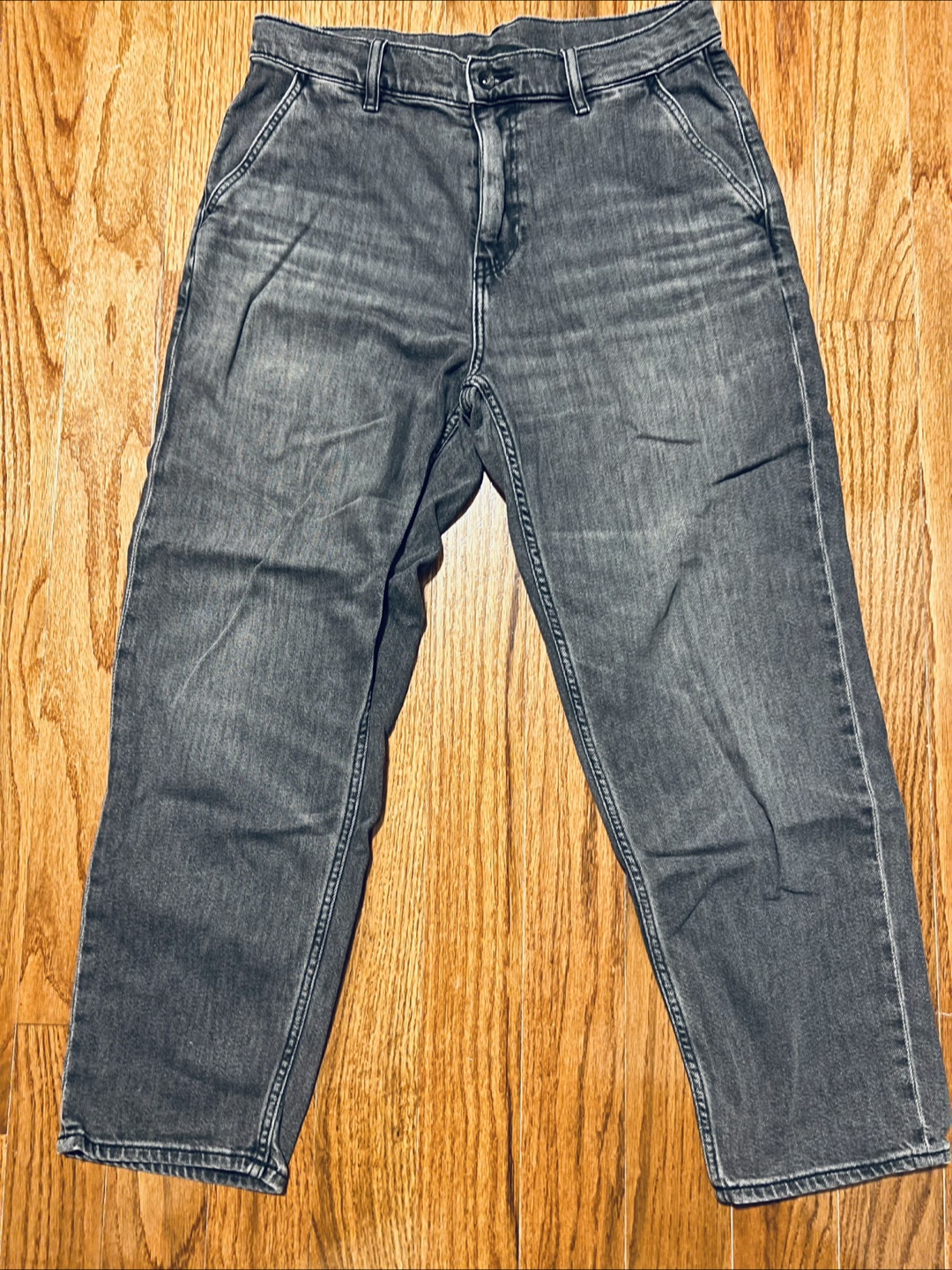 grey uniqlo jeans