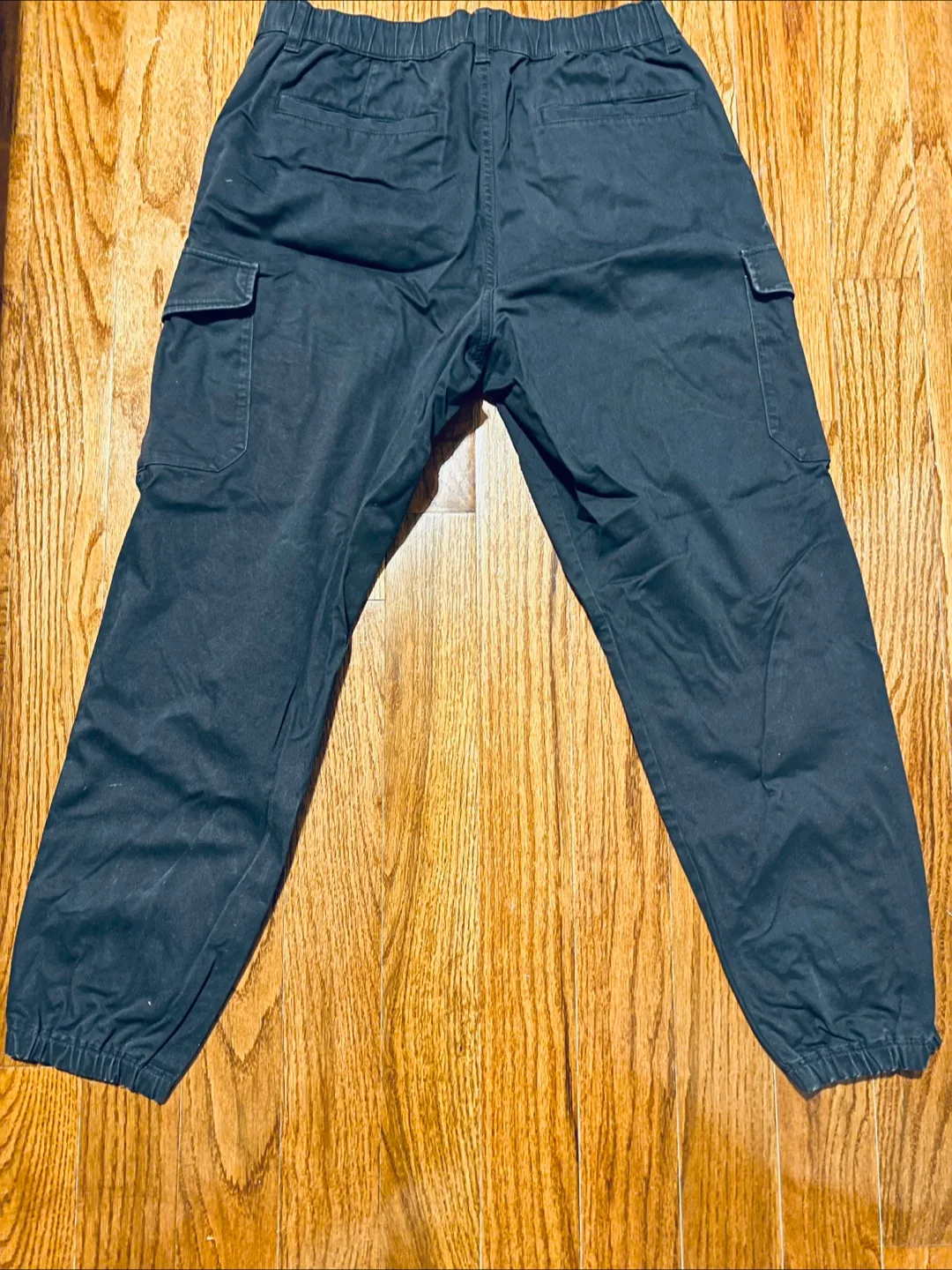 Black uniqlo Cargo Pants image indicator(2)