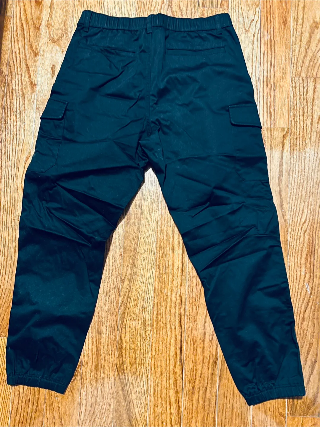 Black uniqlo Cargo Pants image indicator(2)