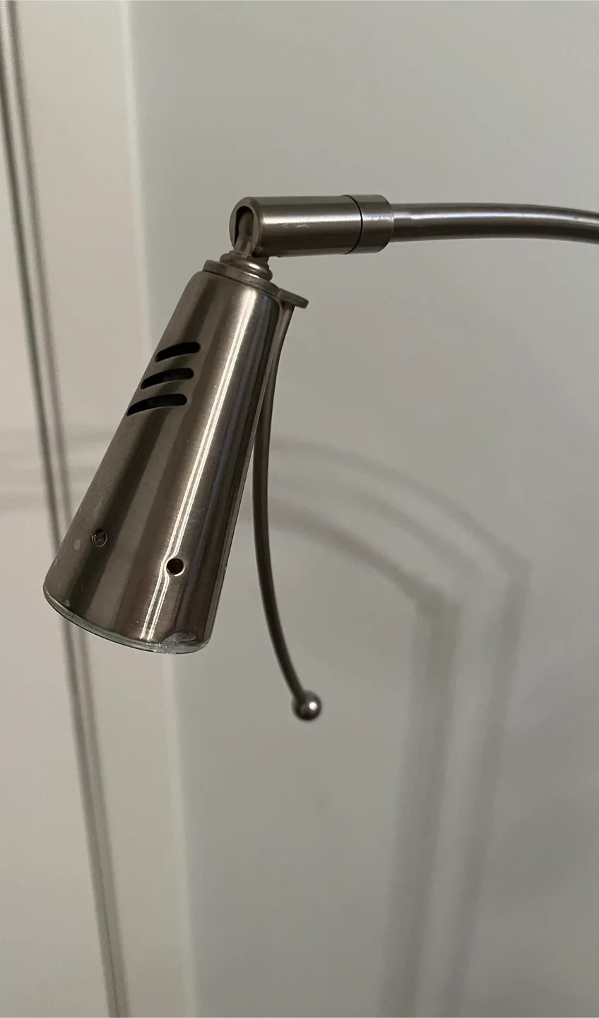 Adjustable Arc Floor Lamp 🥕 image indicator(2)