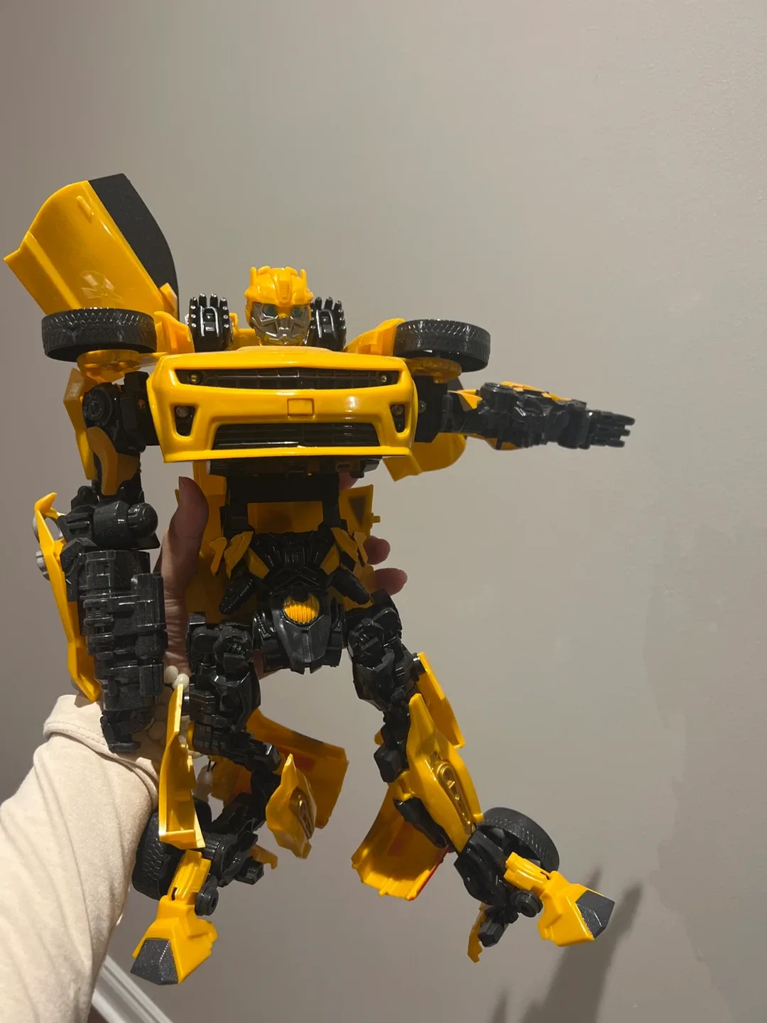 Transformers Bumblebee Action Figure thumbnail