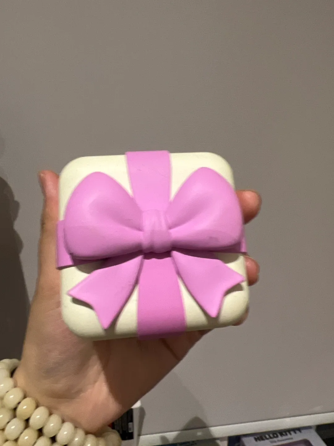 Molly x Finding Unicorn Mini Figure image indicator(2)