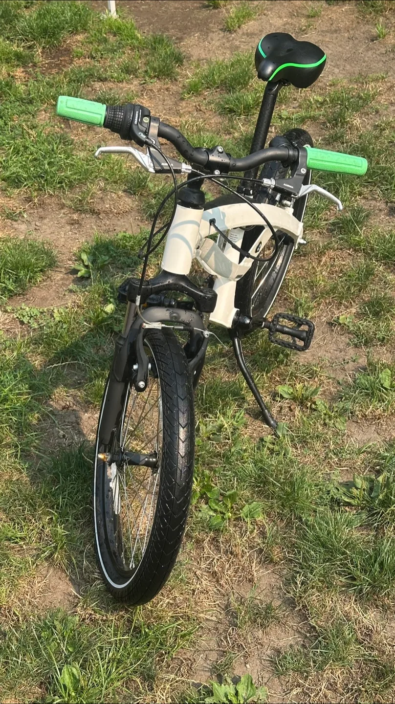 BMW Kids Bike - White image indicator(2)