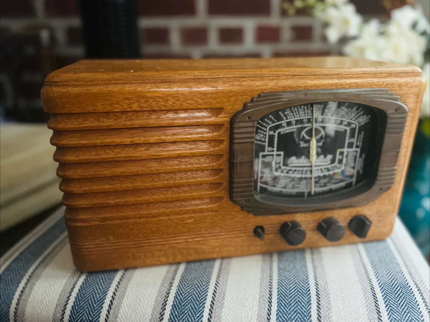 Vintage Packard Bell Radio